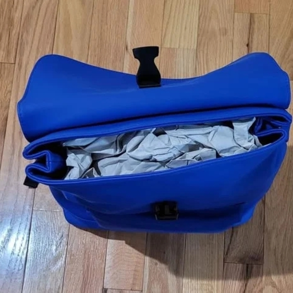 Hunter x Target Blue Backpack - Picture 4 of 4